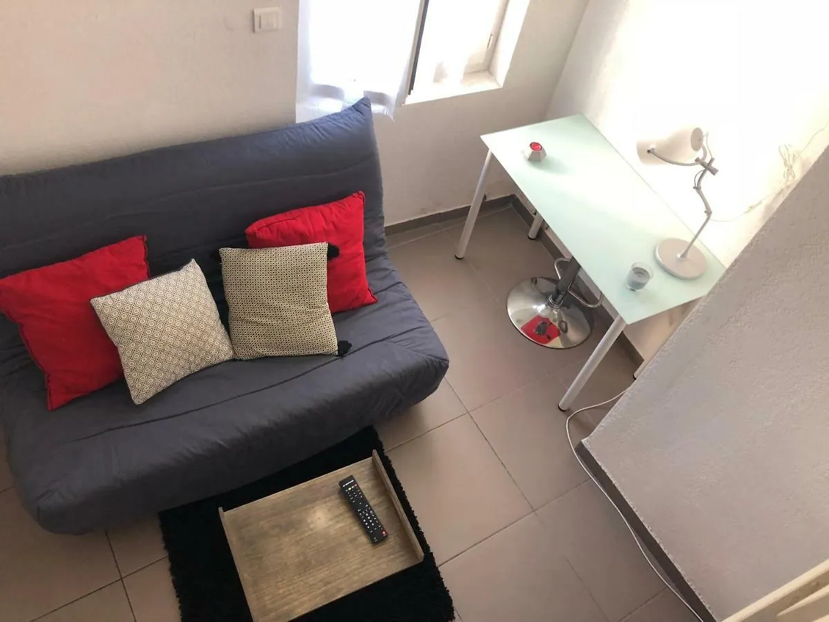 Decouvrir Lourdes Apartment 0*,  France